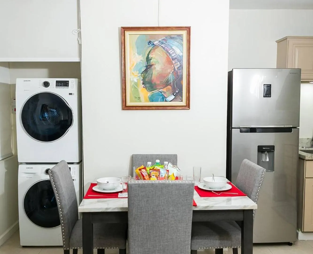 Pines Serenity Suites In Kingston 6 0*,